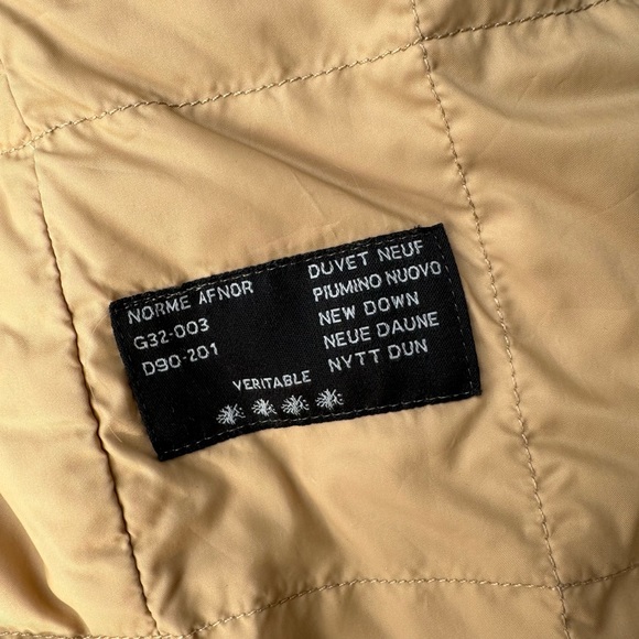 MONCLER  Minimalist sleek puffer coat. - Picture 5 of 12